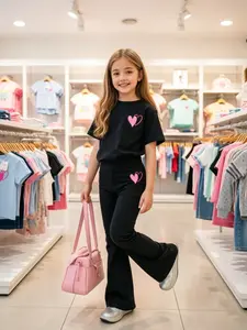printed two-piece casual set for children, girls' short-sleeved flared trousers set, short-sleeved crew-neck T-shirt and flared trousers, Matching outfits set, the ideal gift for girls