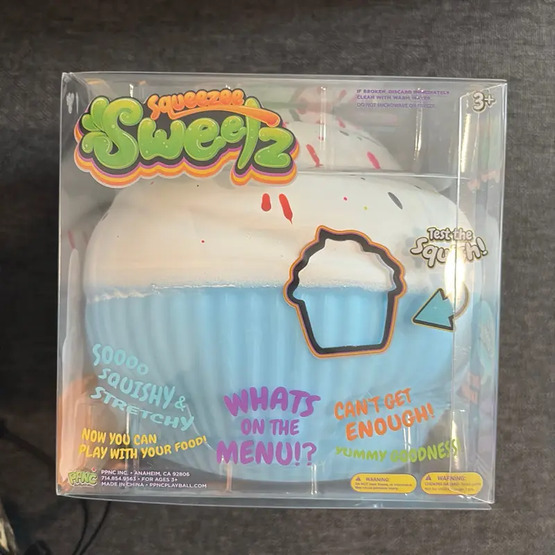 Squishy CUPCAKE- big squishy