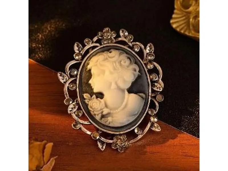 Lady Goddess Cameo Brooch Queen Cameo Brooch Pin Elegant Brooches and Pins,Costume Jewelry for Women