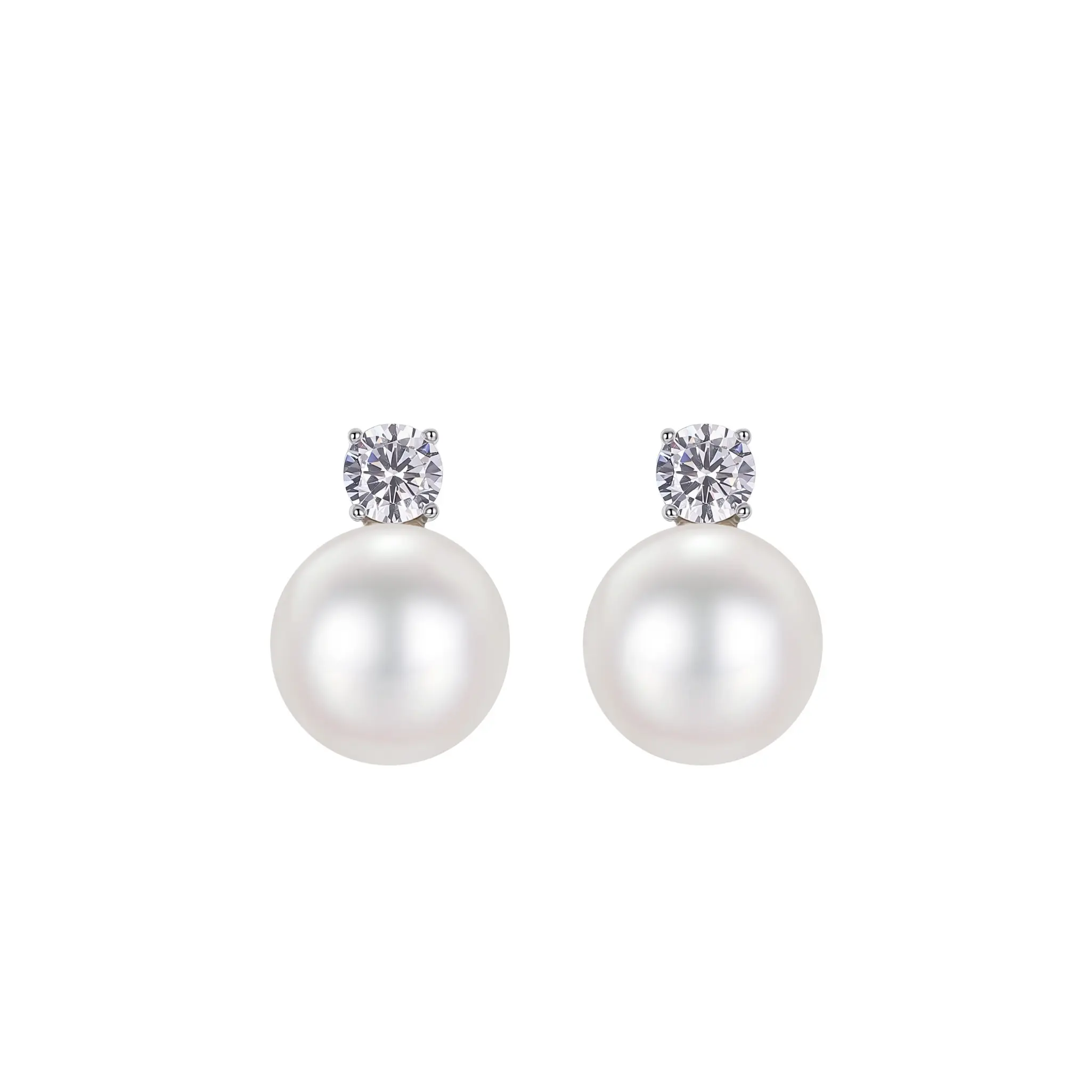 Shell Pearl Earrings for Women, Gold Tone Hoop and Stud Earrings, 7 Styles Fashion Jewelry Gift for Birthday Party Daily Wear