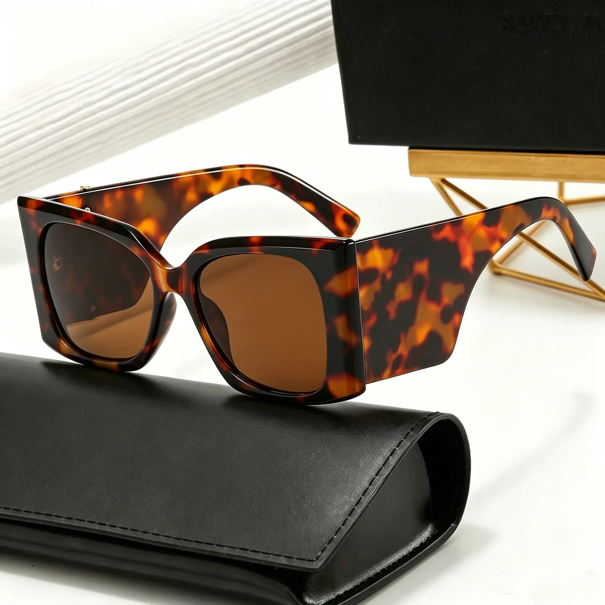 Y2K Aesthetic Oversized Square Cat Eye Sunglasses, UV400 Protection Big Frame Trendy Designer Shades, Fashion Party Eyewear for Men & Women