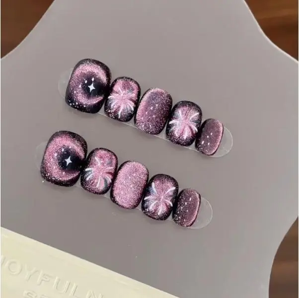 10Pcs Purple Short Round Head Press on False Nails with Dazzling Shiny Cat Eye Simple Nail Set Detachable Finished Nail Tips Art