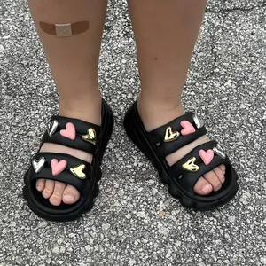 Cartoon Heart Sandals for Girls, Anti-Slip Comfortable Durable Slippers, Three-Color Design, Perfect for Kids' Daily Wear