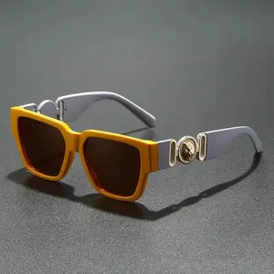 A Pair Of Fashion Glasses That Can Be Worn By Both Men And Women, Lion Decoration, Retro Fashion Fashion Glasses, Square Oversized Frame Sunscreen Glasses, Protection