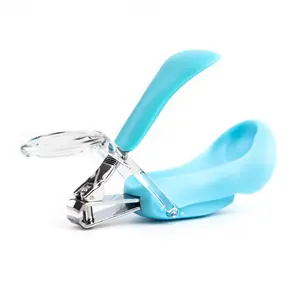 Primo Passi Blue Baby Nail Clipper With Magnifier - Ideal for Trimming and Grooming Babies' Nails