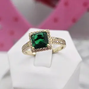 (R6) 14KGOLDPLATED grewn stone ring