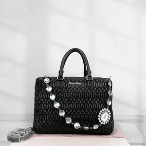 Pre-owned miumiu Goat skin Shoulder Bags 7.8'' R2059 Shoulder Bag C9206628281 0420 E cici