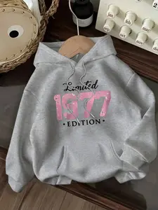 Women's Casual Fashion Hoodie, Digital 1977 Letter Print Kangaroo Pocket Drawstring Hooded Sweatshirt, Fall & Winter Clothing