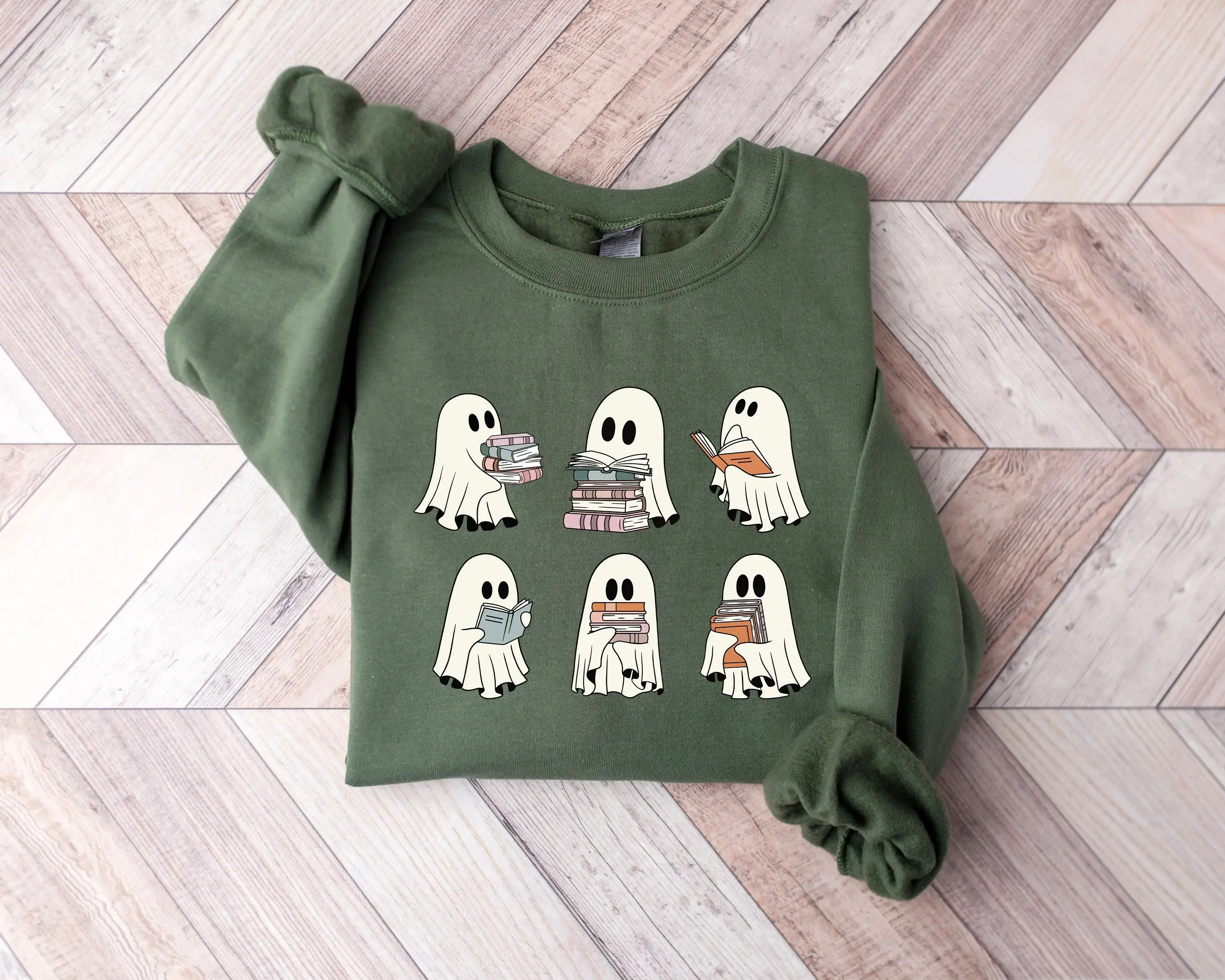 Ghost Reading Sweatshirt, Cute Book Lover Ghost Crewneck, Halloween Bookish Sweatshirt, Spooky Season Bookworm Shirt, Retro Ghost Reading Book Graphic Tee, Fall Autumn Cozy Apparel, Cute Halloween Gift for Book Lovers, Book Club Sweatshirt