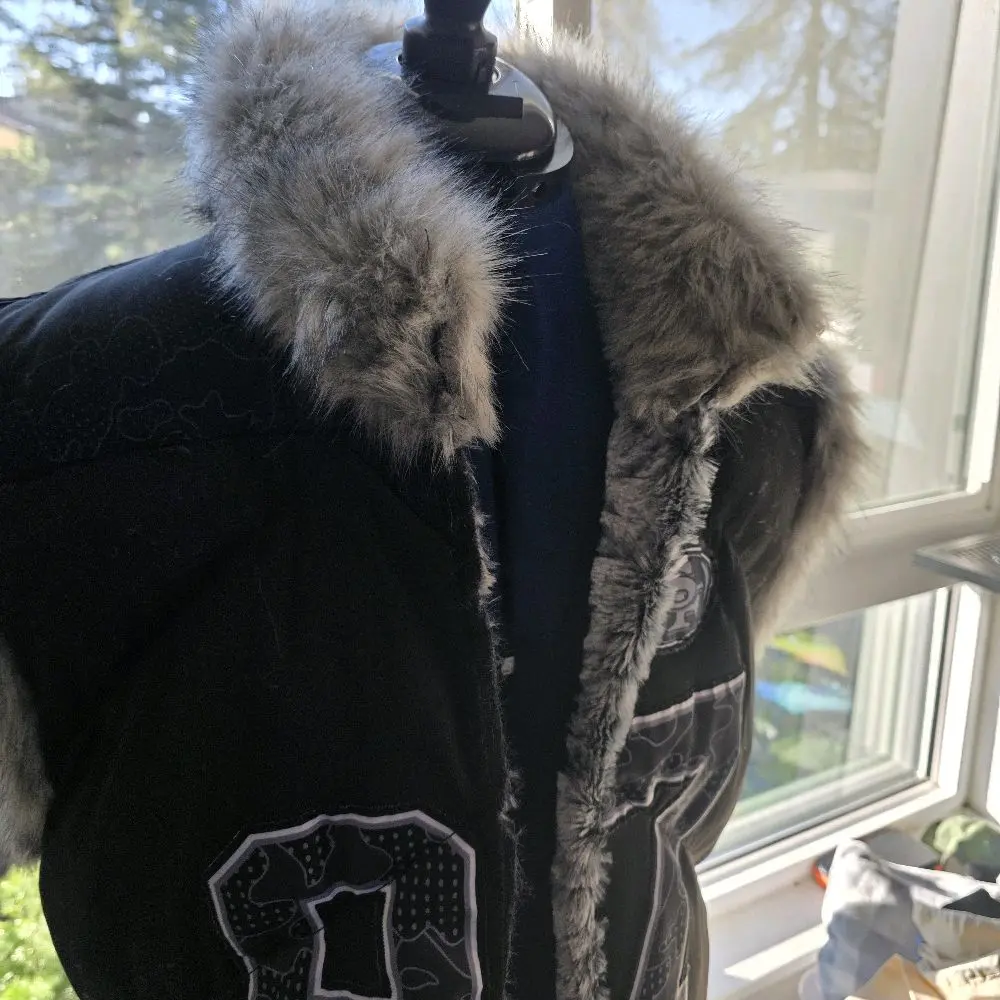 Custom Niner Gang Jersey Vest with Faux Fur Trim and Distinctive Logo for Stylish Outfits