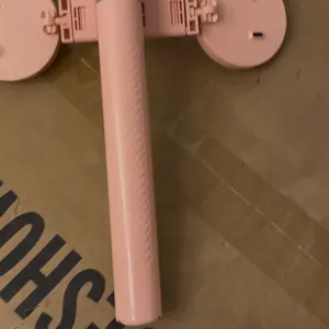 Product Review of New 6 in 1 Selfie Stick With Fill Light, 67" Phone Tripod & Wireless Remote Page Turner,Bluetooth Camera Video Recording Remote,Music Control, for iPhone ,iPad ,iOS,Android from S**a T**o