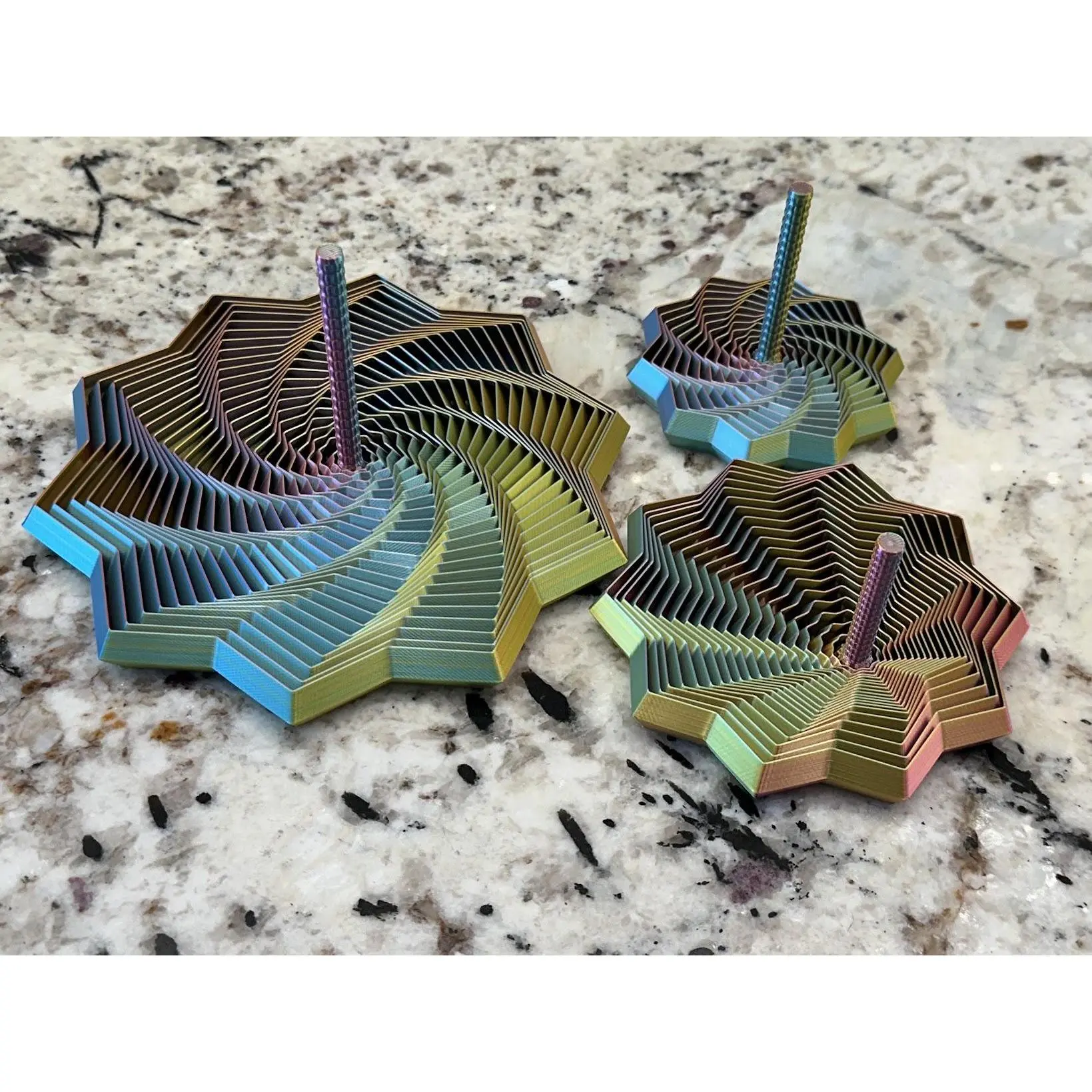 Expanded Sensory Fidget Star with Handle Very Satisfying Sight and Sound Hypnotizing Visual Fidget Toy from China