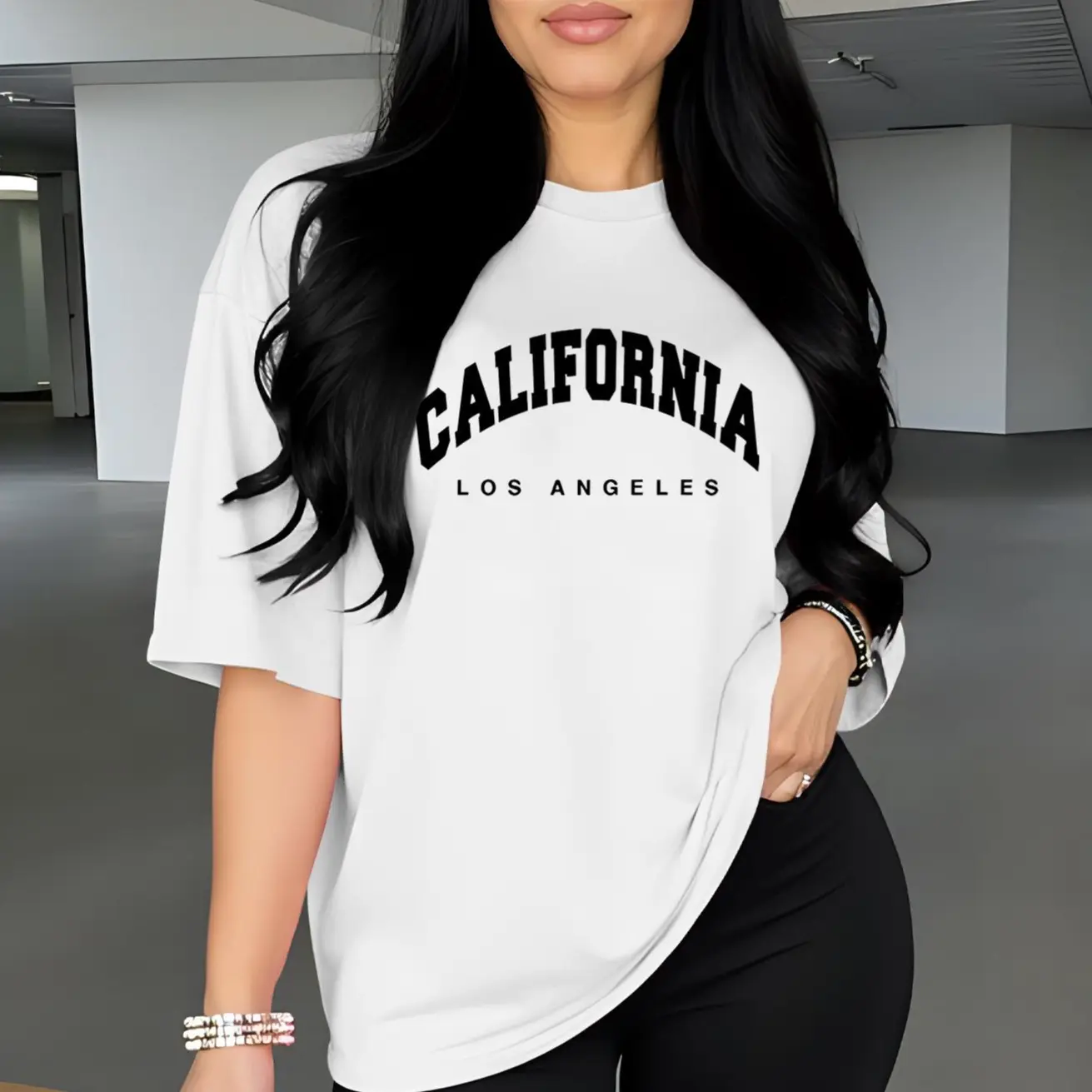 Women's Los Angeles Graphic Oversized Gym Top, Round Neck Shirts for Women, Lightweight Fabric, Relaxed Fit Streetwear for Gym, Lounge, Oversized Gym Shirts