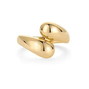 18K Gold Plated Chunky Open Twist Stackable Ring for Women Suitable for Any Daily Occasion a Bold Crossover Statement Ring Band with High-End, Elegant, and Fashionable Style.