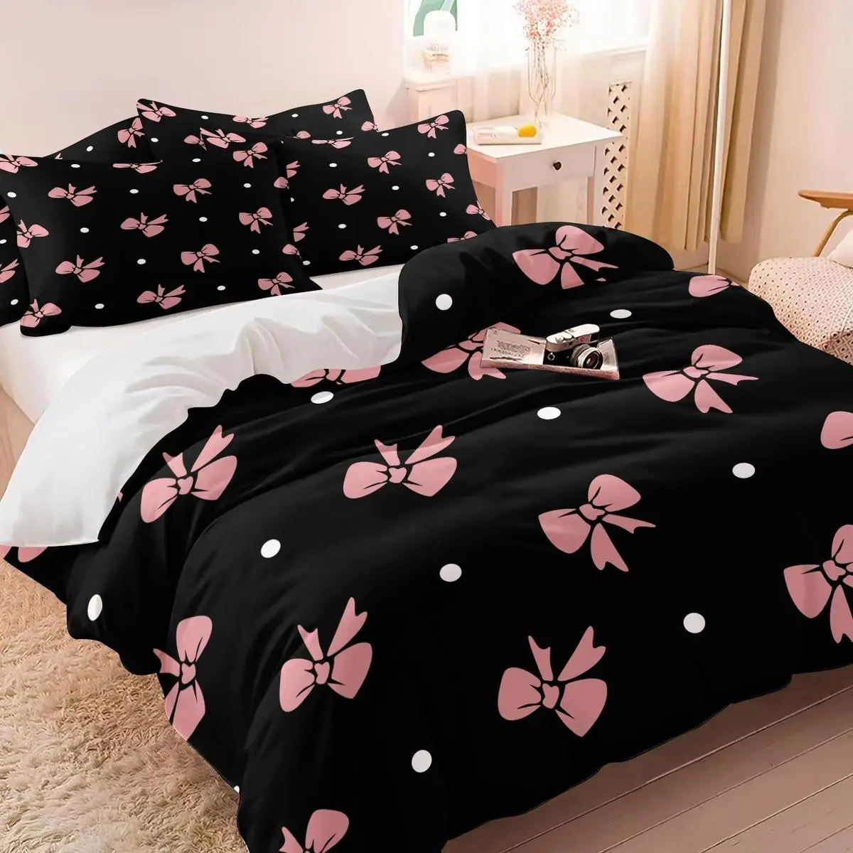 3-Piece Bedding Set with Bow Print, Includes Fitted Sheet and Pillowcases, Sweet Colorblock Design for Kids' Bedroom, Toddler Girl Bedding Set, Cute Bedding