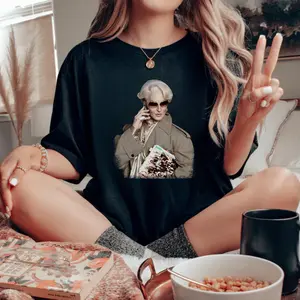 Miranda Priestly TDWP2 Tshirt, Iconische Mode Boss Sweatshirt, Toekomstige Film Release Hoodie, Cadeau voor Fashion Fans van 2026