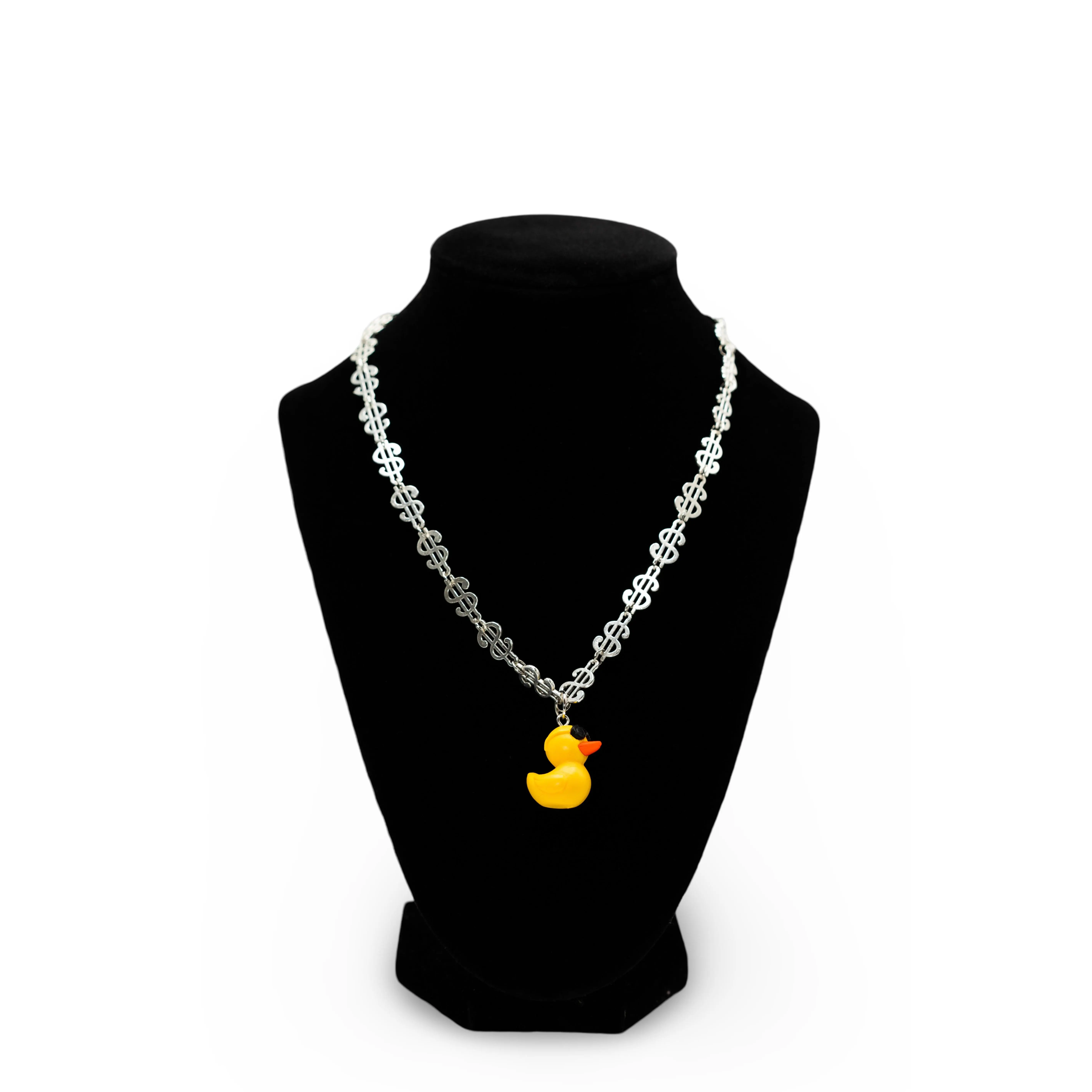 Minimalist Duck Pendant Necklace with a Sleek Silver Finish, Versatile Chain & Link Jewelry for Women's Fashion, Casual or Evening Wear, Simple Look