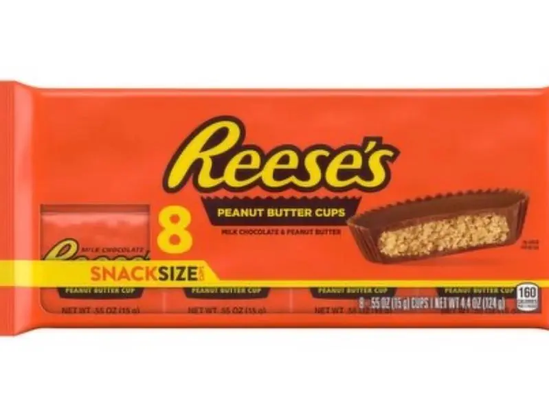 5 PACKS OF 8 REESES PEANUT BUTTER CUPS