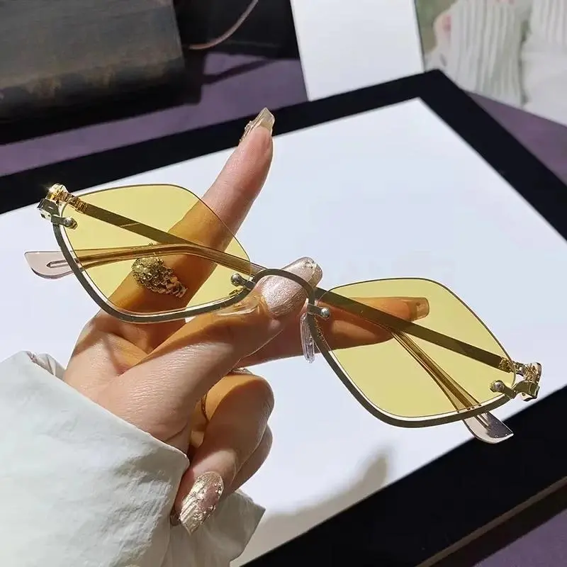Men Women's UV400 Sunglasses Trendy Dopamine Small Frame Outdoor Eyewear Vintage Half Frame Diamond Shaped Sun Glasses