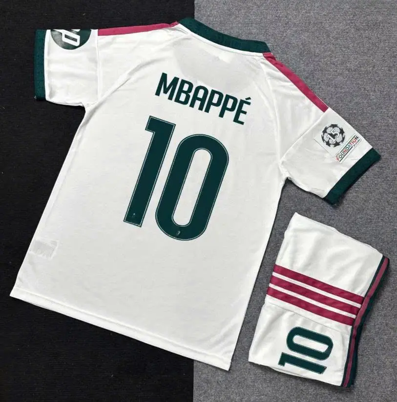 Contemporary White Football Outfit – Lightweight Soccer Shirt & Shorts, Breathable Sportswear for Training and Recreation