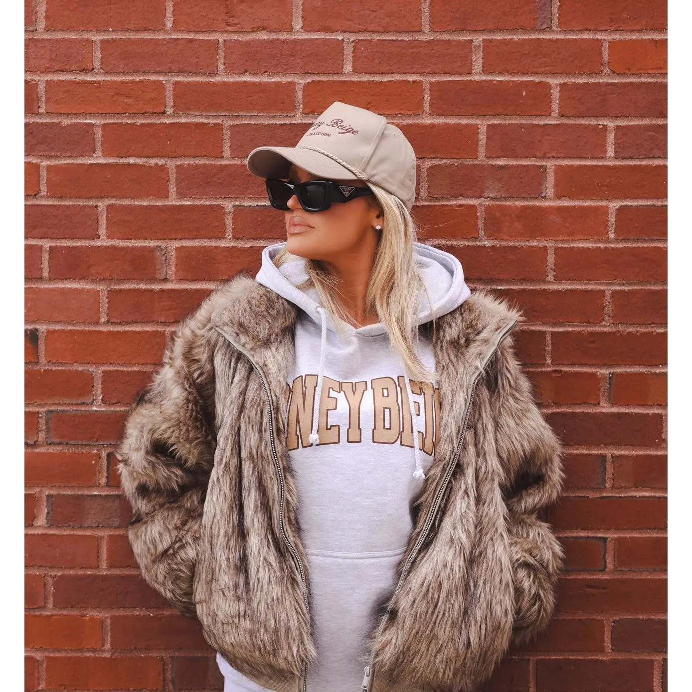 Classic Hoodie Classic Hoodie
