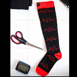 Compression Socks with Heartbeat Design for Enhanced Comfort and Support