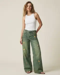 Women's Washed Embellished Cotton Denim Straight Leg Jeans - Vintage Streetwear Bottoms with Pockets for Casual Wear, Washed Jeans, Embellished Jeans