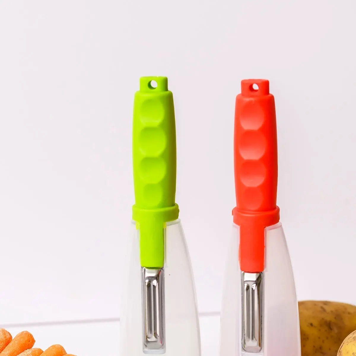 Keepin' It Tidy Fruit and Veggie Peeler Set