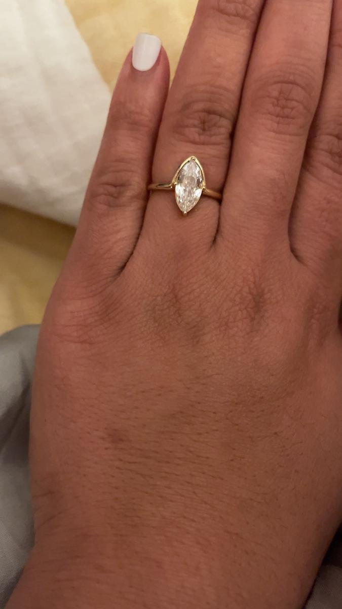 Item: Yellow Gold, 6