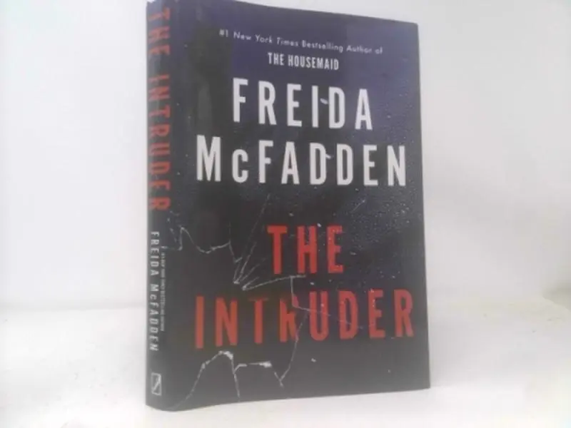 USED Book - The Intruder by McFadden, Freida (Hardcover) - english