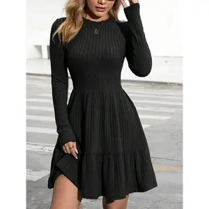 Women’s slim-fit knitted sweater dress with a crew neckline and long sleeves, an autumn–winter A-line dress with a tie at the waist, suitable for shopping, dates, and parties.