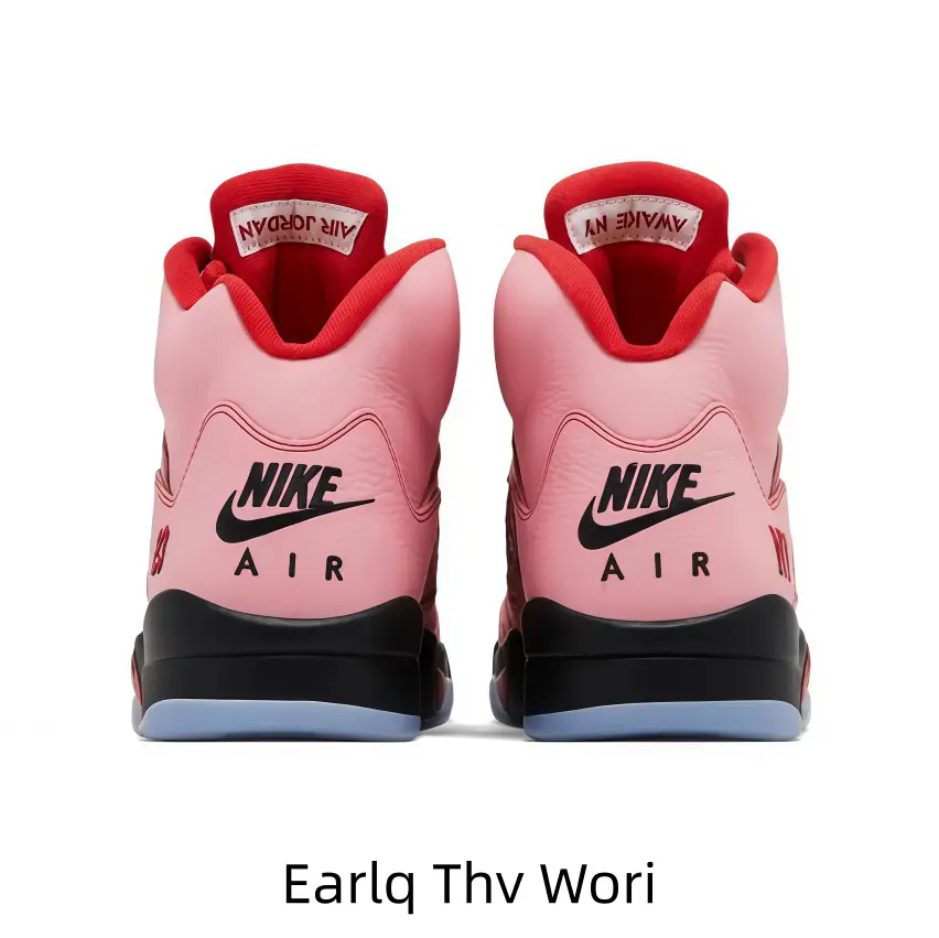 Trendy daily athletic high shoes feature eye-catching pink and red color contrast, neat black brand letter print on heel, slip-resistant pale blue rubber sole fits jeans and skirts perfectly.