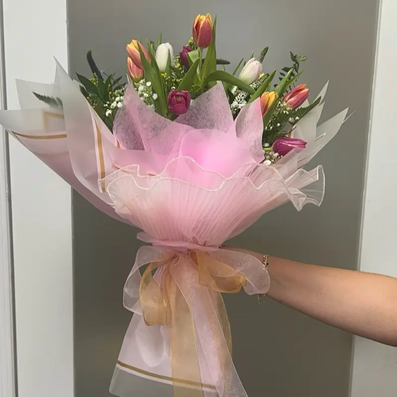Tulips Wrap - Elegant Bouquet with Pink Organza and Gold Ribbon for Special Occasions