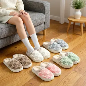 Women's Checkered Plush Slippers Winter Warm Fuzzy Memory Foam Slippers Cozy Comfort Soft Plush Fabric Non-Slip Sole Indoor & Outdoor Shoes outdoorfun