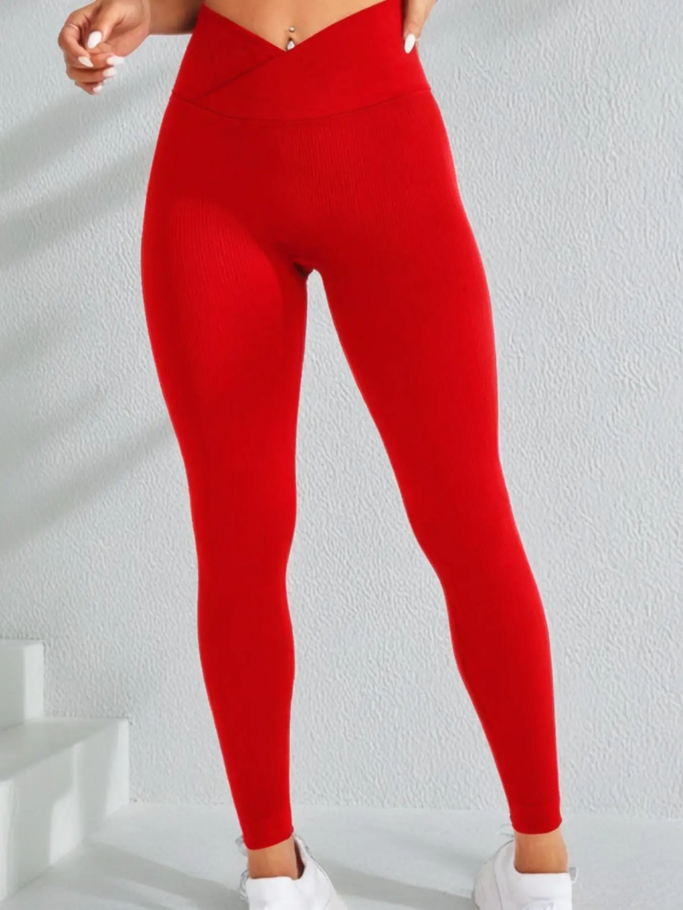 Women's Solid V-cut Criss Cross High Waist Sports Leggings, Seamless Tummy Control Butt Lifting Skinny Pants, Ladies Sportswear Bottoms for Yaga Gym,