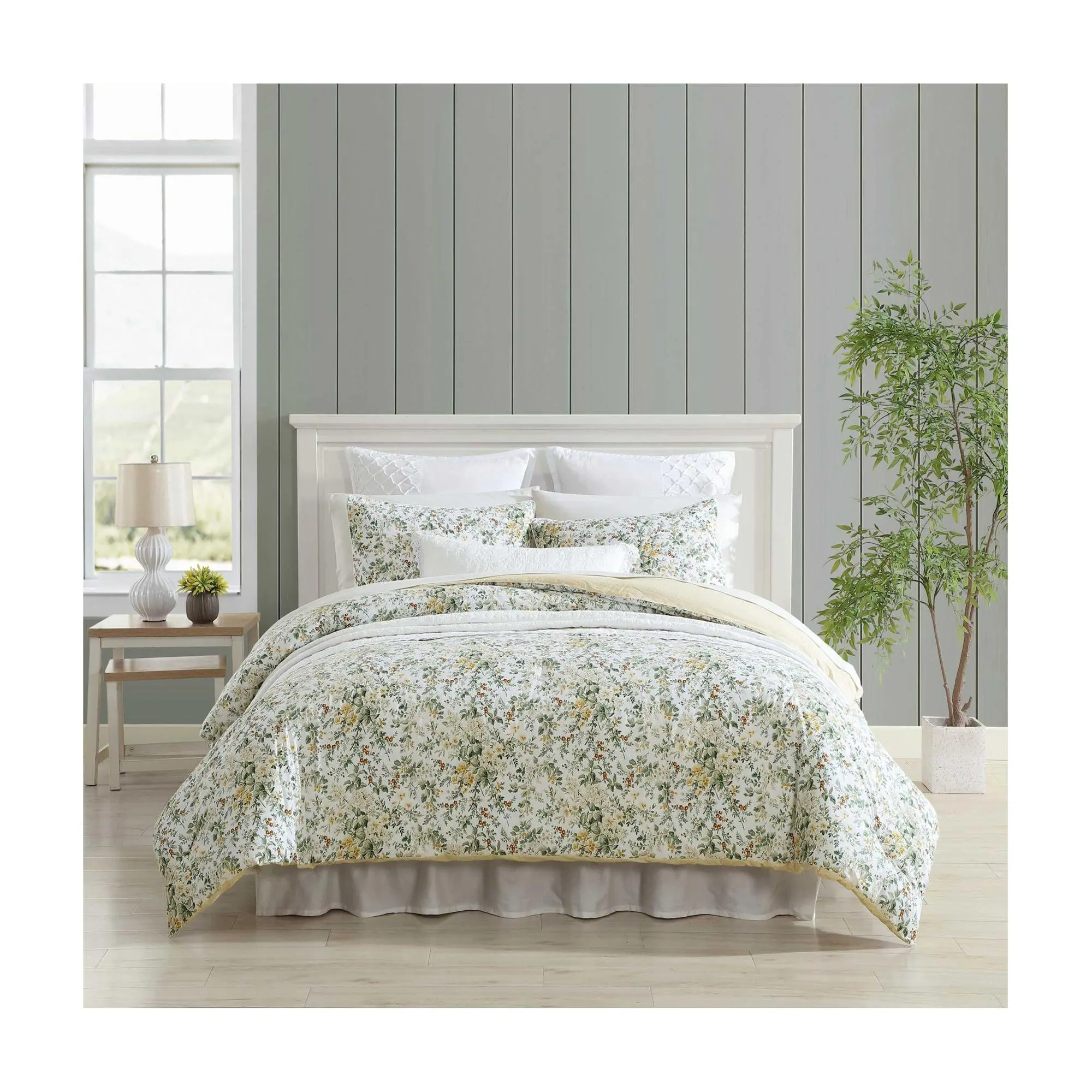 Laura Ashley Country Meadow Gold Twin ComforterSham Set