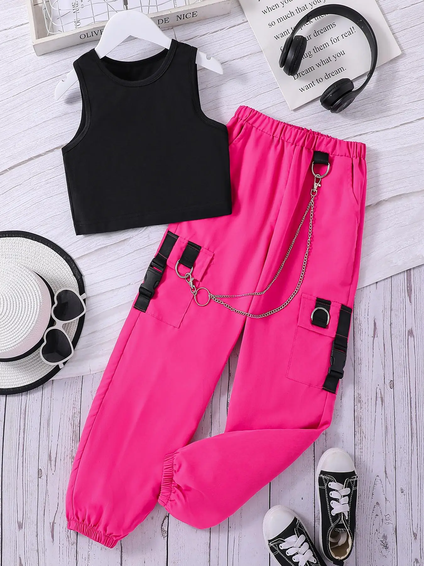 Girl's Solid Crop Tank Top & Chain Decor Pocket Cargo Pants Two-Piece Set, Street Fashion Casual Sleeveless Top & Elastic Waist Trousers for Daily Out