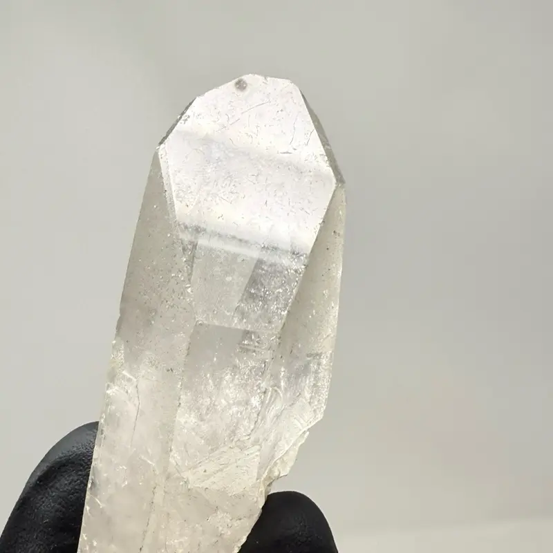 Clear Quartz 3 Inch Natural Wand - Natural Stone with Clear Coloration and Ideal for Home Decor and Personal Use