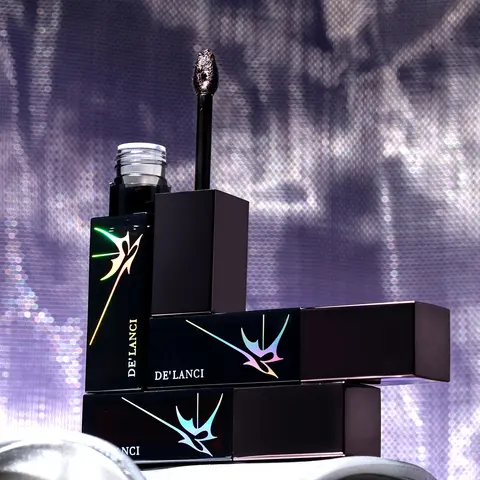 DE'LANCI Alter Realm Regular Edition Lipstick Lip Gloss Long Lasting Glossy Lip Oil with Brightening Hydrating Tint Contains Neither Harmful Additives for Vibrant Look Glowy Makeup Lipstick Lipgloss Hydrating Moisture Hydrate Moisture Cosmetic Instant Glo