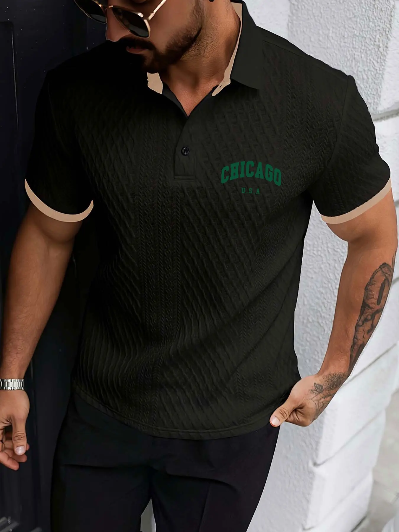 Men's Colorblock Collar Polo Shirt Textured Knit Short Sleeve, Chicago Elements Print, Slim-Fitting Casual Fashion