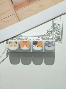Cute Cat 4-Key Fidget Keyboard Keychain, Mechanical Clicker Stress Relief Toy with Lanyard, Kawaii Cat Face Pattern Fidget Pad, Aesthetic Desk Accessory for Teens & Adults, Anti-Anxiety Fidget Toy for ADHD