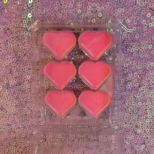 Winter Candy Apple Handmade Soy Wax Candle Melts Heart Shaped 6 Piece Wax Melts for Cozy Home Aroma