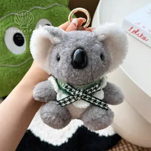 Fluffy Key Chains Bag Charms Fur-made Bunny Key chain With Tin Handmade Soft Rabbit Pompom Charms Cute Bag Car Handbag Charm Keychains fox Tail Key chain Soft Fur Realistic Colors Durable Perfect for Cosplay Renaissance Fairs