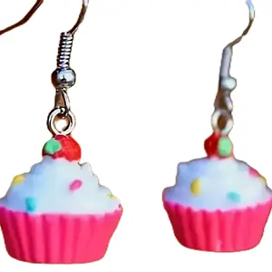 CUPCAKE EARRINGS!