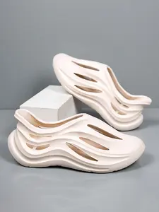 Men's Summer New Simple Solid Color Versatile Casual Outdoor Thick Sole Soft Bottom Anti-Slip Beach Coconut Hole Shoes