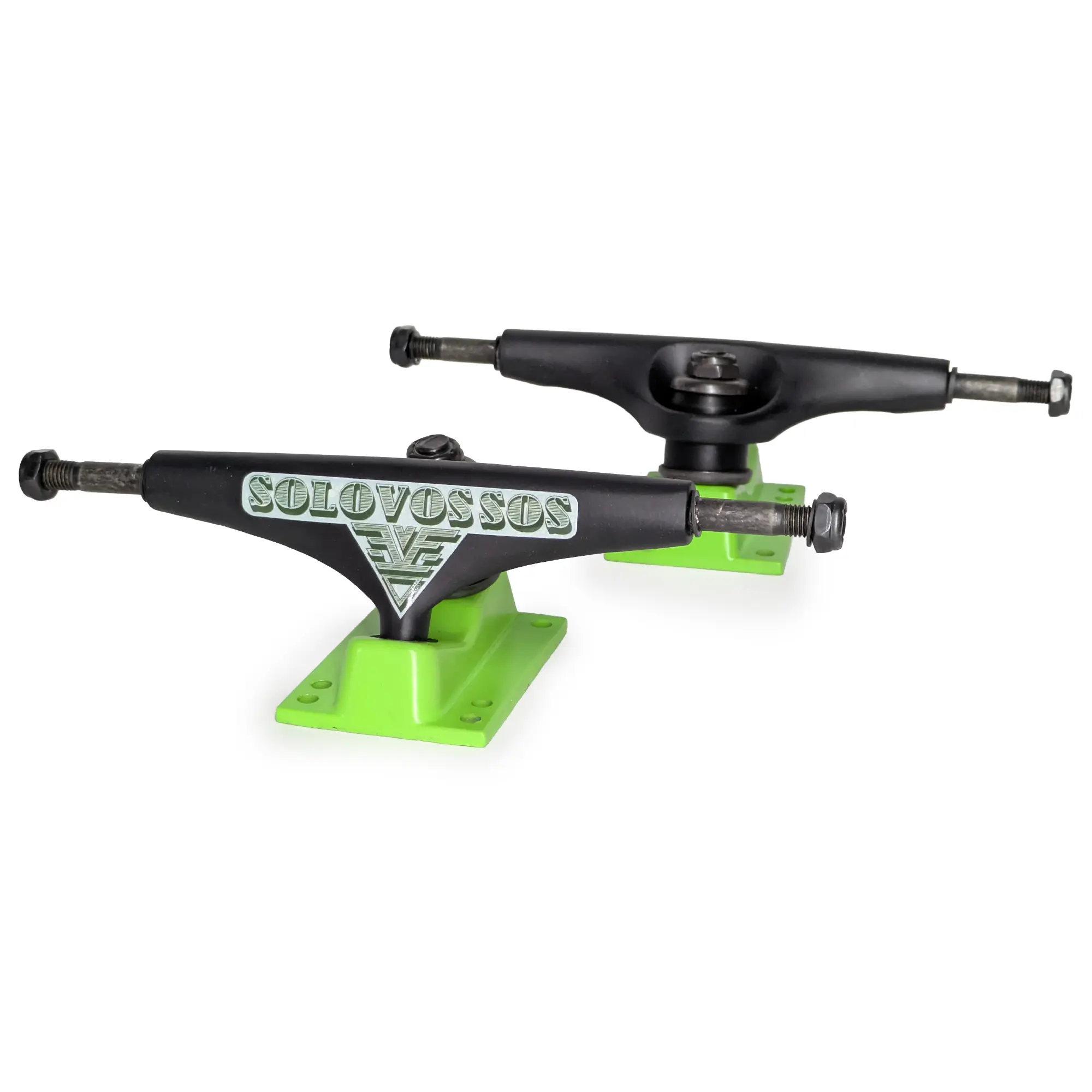 solo vos sos Money font v logo skateboard trucks