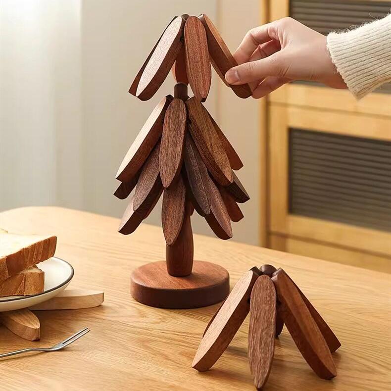 Wooden Trivets for Hot Dishes, Tree Shape Trivet Set, 4  + 1 Stand stored Like a Christmas Tree,Foldable Kitchen Wooden Trivet,for Hot Dishes、Pot、Bowl、Teapot、Hot Pot Holder，Kitchen supplies, eco-friendly, decorative items