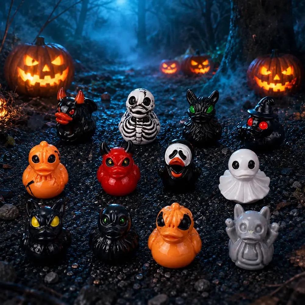 50pcs/100pcs Halloween Resin Ducks Mini Spooky Devil SkullDuckFigurinesTable Decor | styles spooky Halloween duck ornaments made of resin, usable for scene layout, bathtub play & holiday gifts