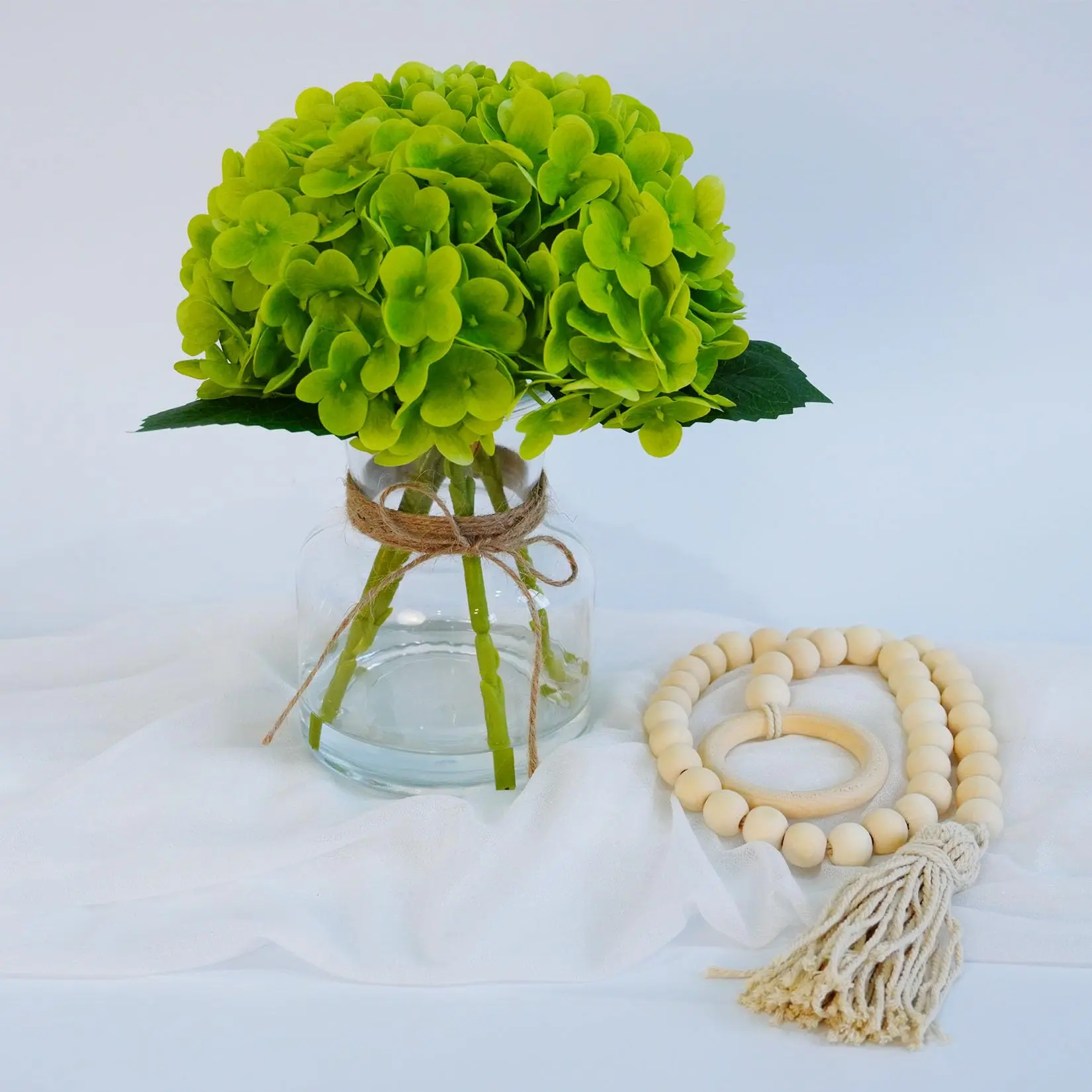 Faux Hydrangea Flowers in Vase with Wood Bead Strand, Lifelike Artificial Hydrangea Arrangement with Artificial Water for Home Table Centerpiece