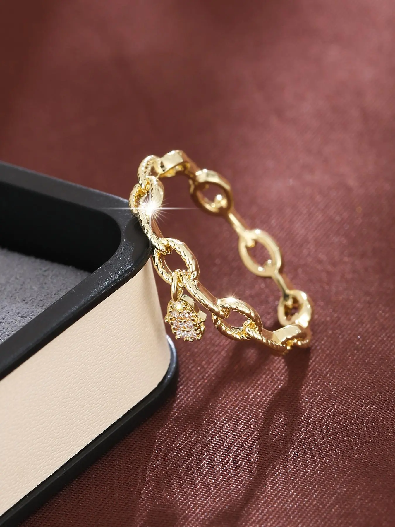 Hand Chain Design Ring, Artificial Zircon Decorated Ring for Women, Exquisite Trendy Ring, Casual Jewelry for Party, Daily Clothing Decor, Exquisite Jewelry for Birthday Gift, Adjustable Rings